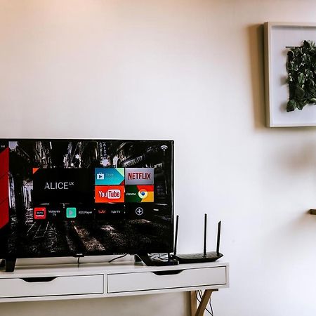 Muji Studio 2 - Seaview At 218 Tropicana Near Komtar Food Heaven With Netflix & Tv Box George Town Ngoại thất bức ảnh